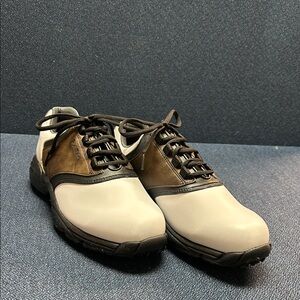 8943 Foot Joy GreenJoys Men's Brown and Cream Golf Shoes Size 9.5